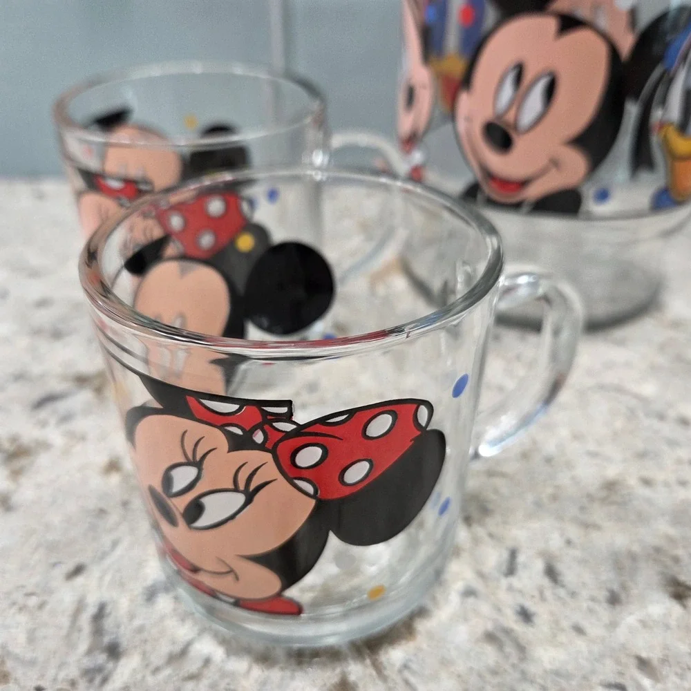 Vintage Anchor Hocking Disney Mickey Mouse Donald‎ Duck Pitcher and Glass Set